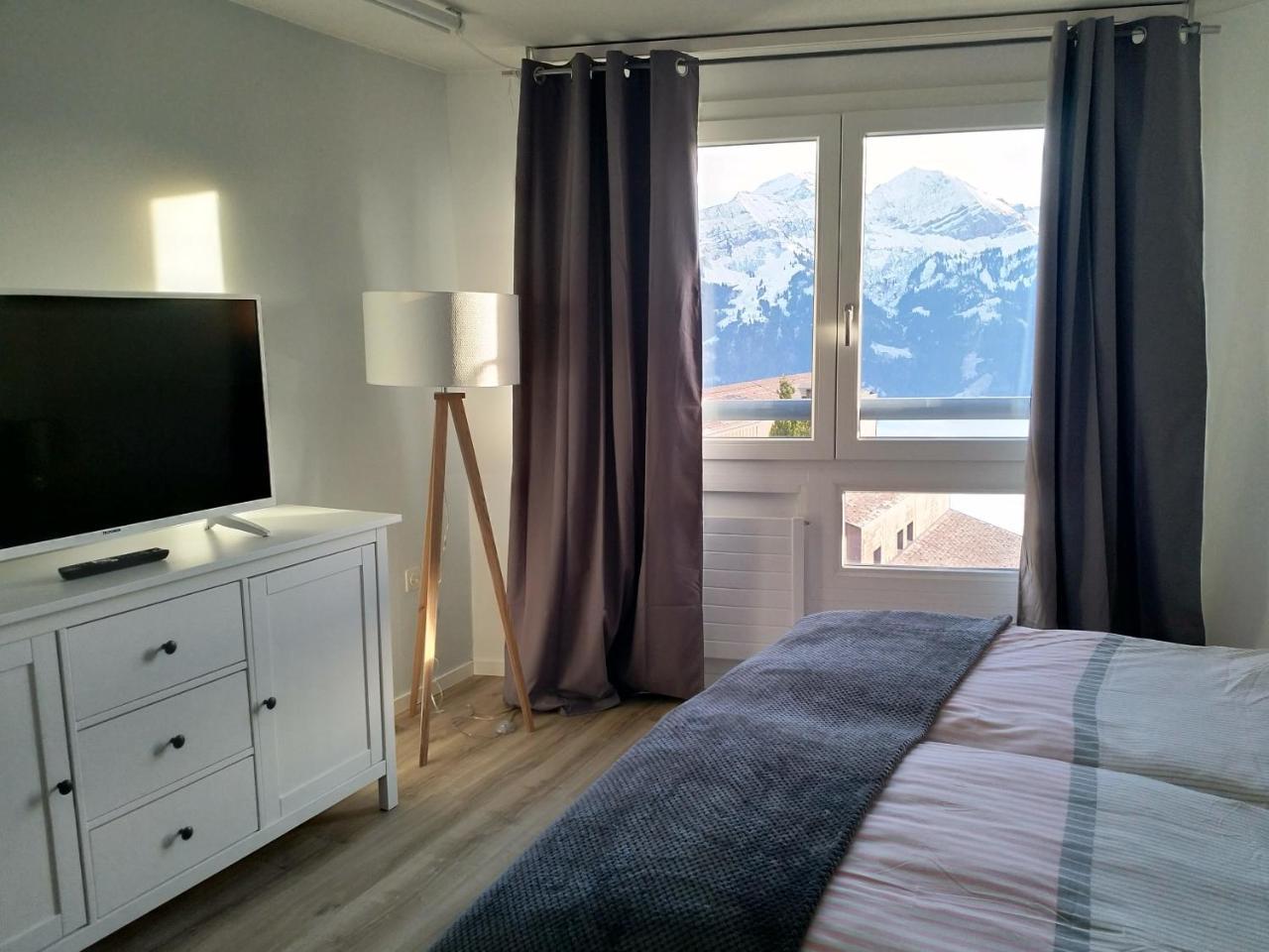 Swiss Seeblick Apartment Mit Hotelanbindung Beatenberg Exterior photo